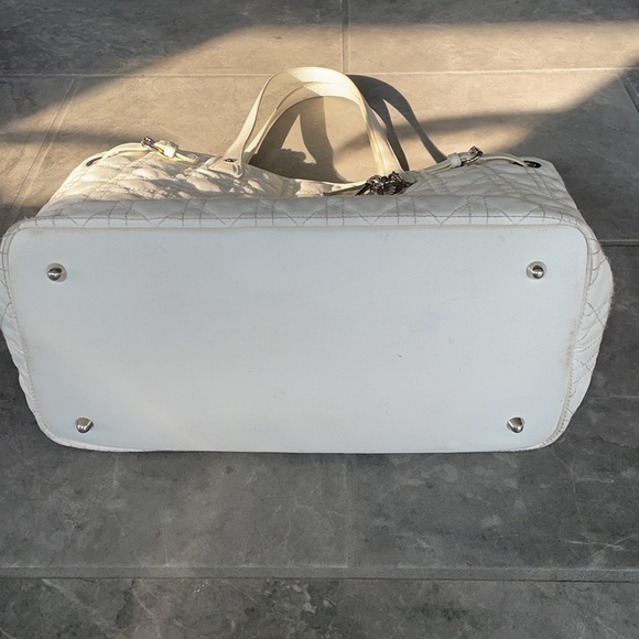 Dior Coated Canvas Cannage Tote Bag White - Picture 13 of 17